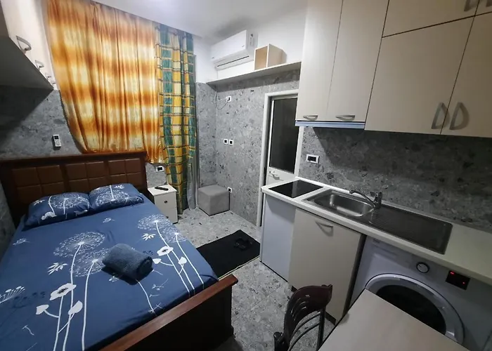 Lovely Appartament 1-3 地拉那