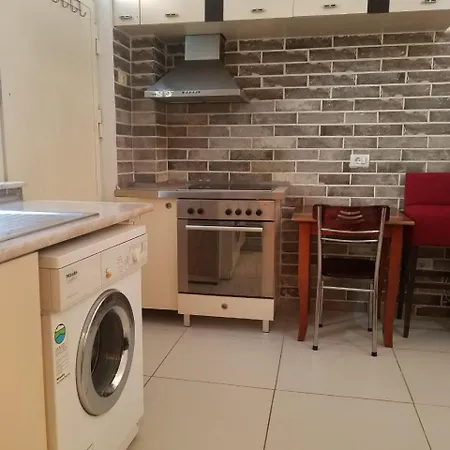 Lovely Appartament 1-3 Apartamento Tirana